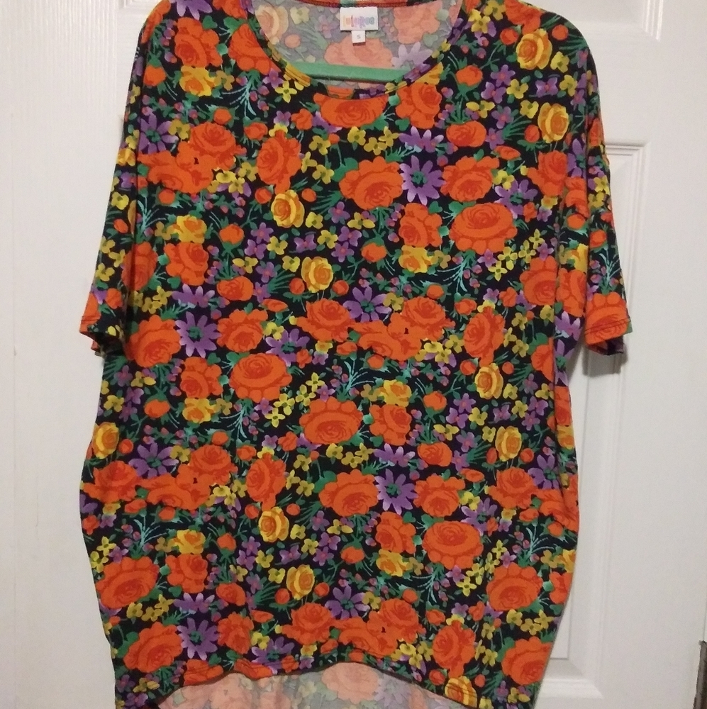 LulaRoe Irma top